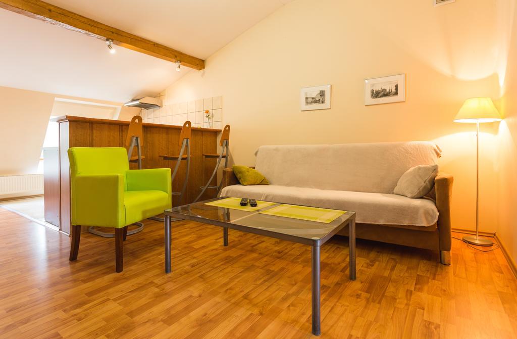 Aparthouse Leilighet